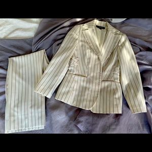 Levine Classics Suit (women’s)
